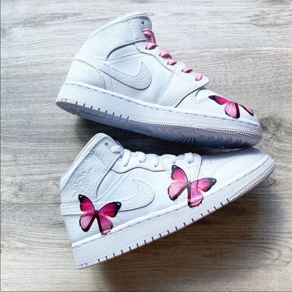 Air jordan AJ Mid custom butterflies - Picture 8 of 9